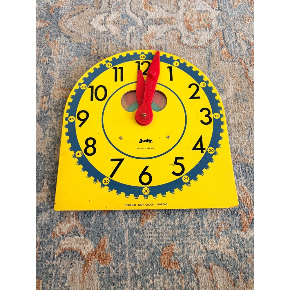 Vintage 1960's Original JUDY CLOCK Kids Learning Clock School Toy - Picture 3 of 9